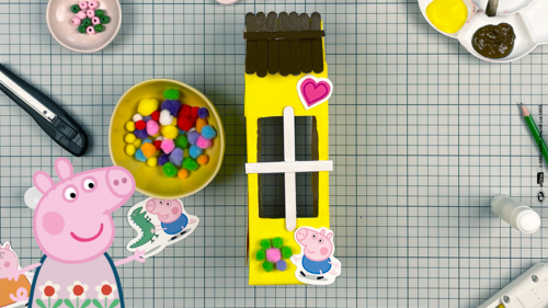 Das Peppa Pig Lampenhaus mit bunter Deko zum Nachbasteln