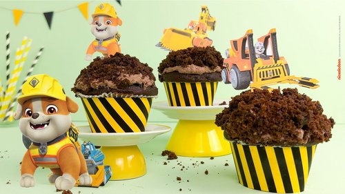 Muffins mit der Rubble & Crew von der PAW Patrol im Baustellen-Look.