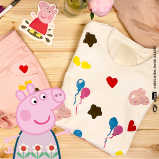 Verschiedene Kleidungsstücke, die mit dem Peppa Pig Kartoffeldruck in neuem Glanz erscheinen