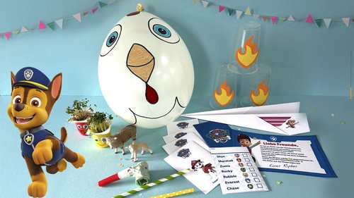 Verschiedene Utensilien, die für die lustige PAW Patrol Schnitzeljagd benötigt werden