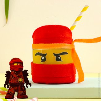 Eine coole selbsgemachte Ninjago Partyglas-Dekoration zum Nachbasteln